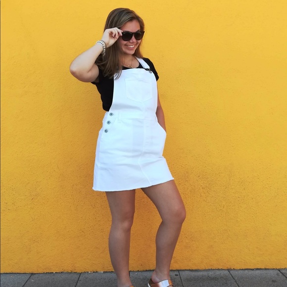 Meet your Posher, Zoe - Picture 1 of 1